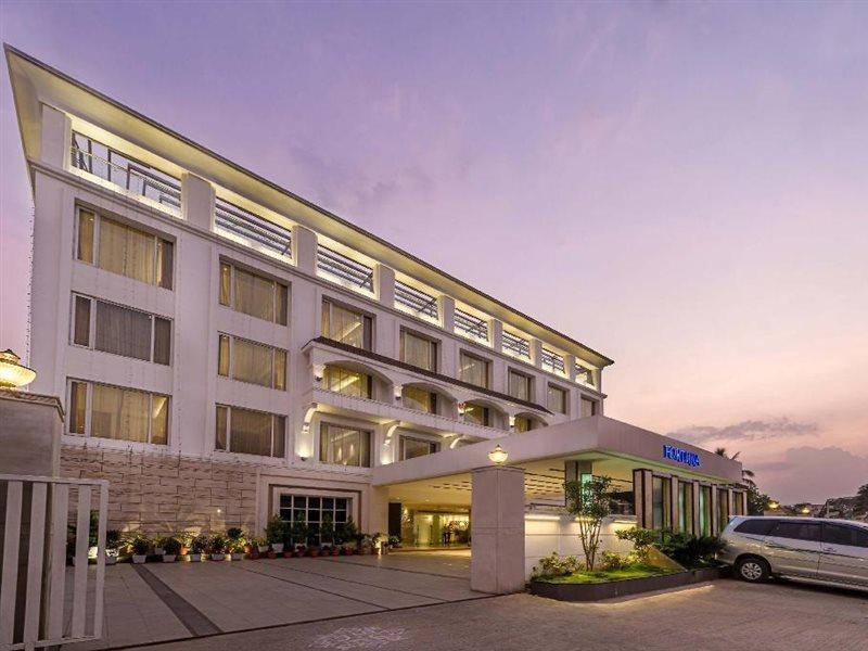 Tgi Grand Fortuna Hosur Exterior photo