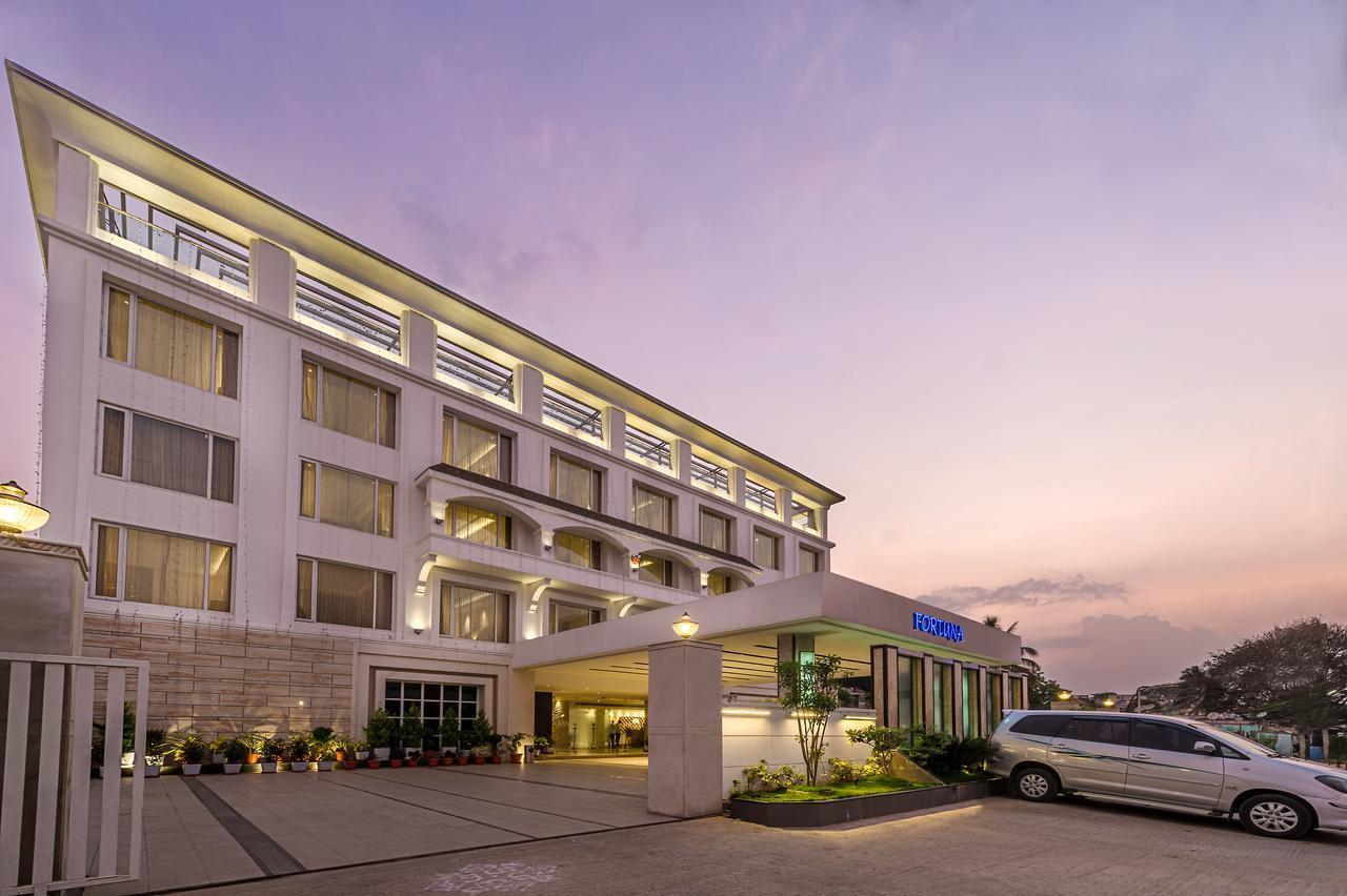 Tgi Grand Fortuna Hosur Exterior photo