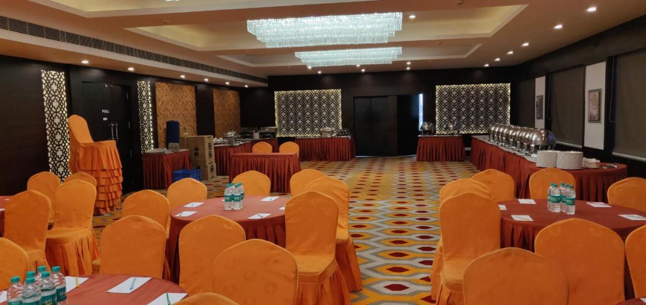 Tgi Grand Fortuna Hosur Exterior photo